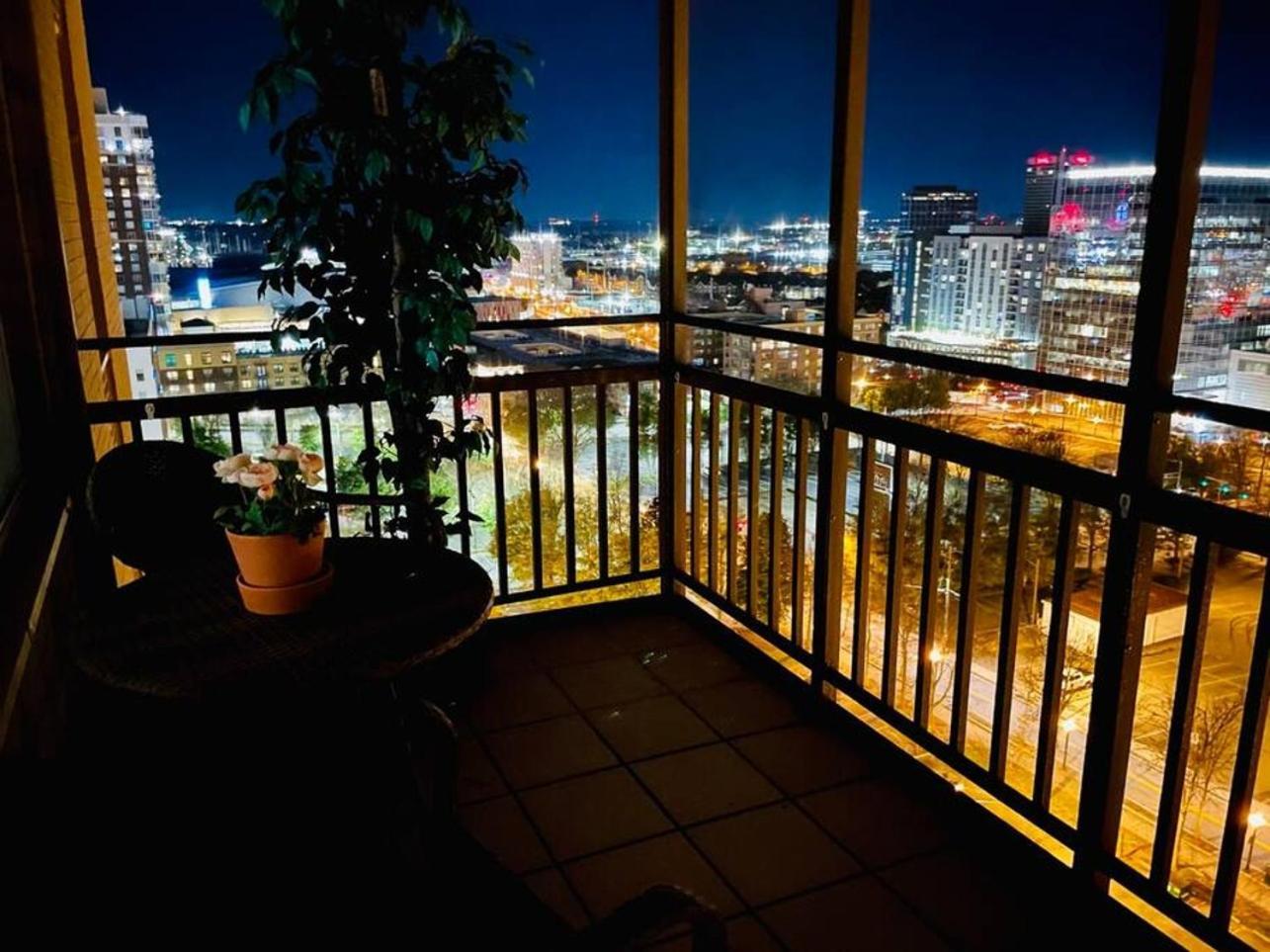 Stayatl High Rise Condo Downtown Atl With Views Atlanta Exteriör bild